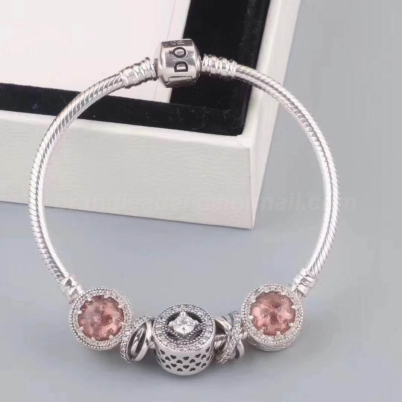 Pandora Bracelets 1735